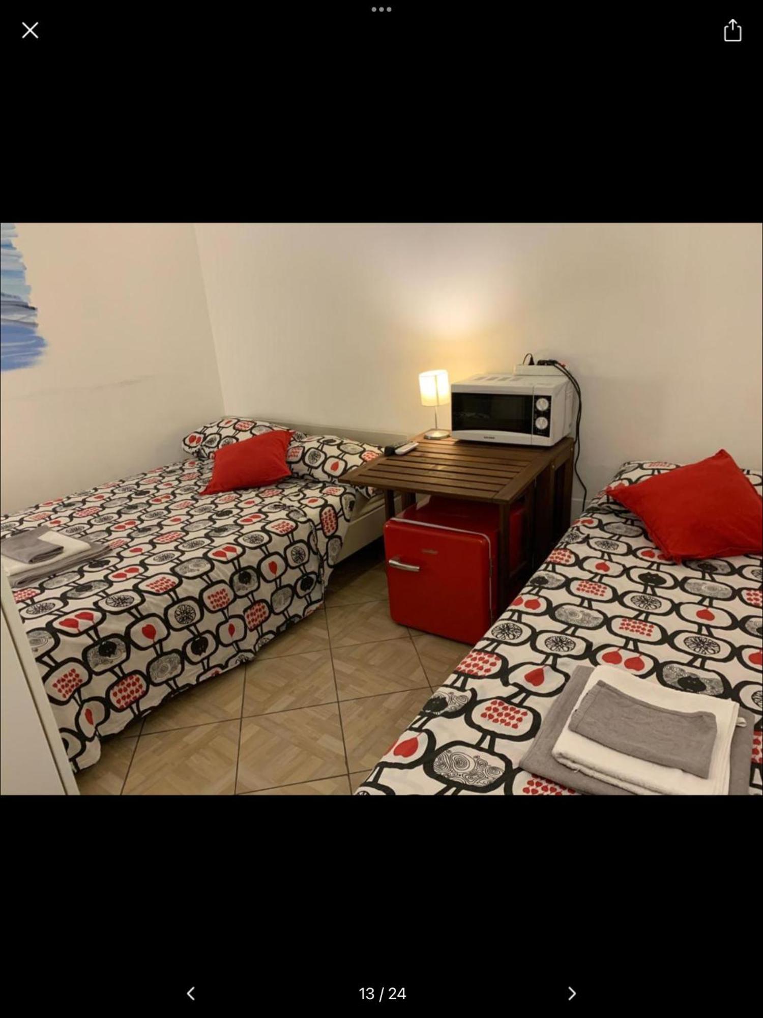 Bed and Breakfast Backpackers House Болонья Экстерьер фото